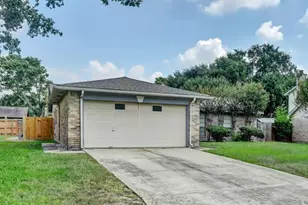 8406 Daycoach Ln Ln, Houston, TX 77064 - Photo 19