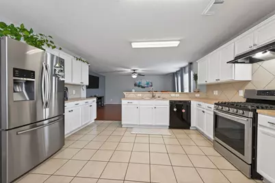 15006 Sunset Villa Court, Humble, TX 77396 - Photo 17