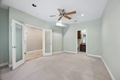 1912 Woodbury Street, Houston, TX 77030 - Photo 15