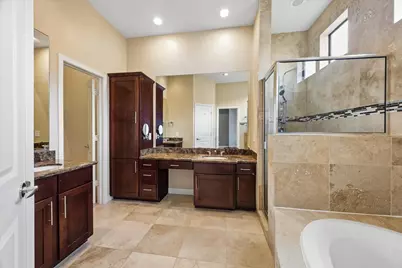 1912 Woodbury Street, Houston, TX 77030 - Photo 25
