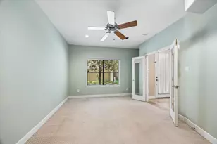 1912 Woodbury St, Houston, TX 77030 - Photo 9