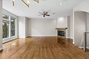 1912 Woodbury St, Houston, TX 77030 - Photo 5