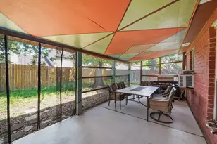 18142 Lake Bend Dr, Houston, TX 77084 - Photo 13