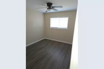 4710 Airport Boulevard #203, Houston, TX 77048 - Photo 5