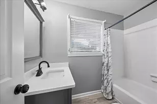 901 Ivy Ave, Deer Park, TX 77536 - Photo 15