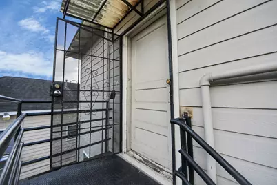 2502 Saltus Street #3, Houston, TX 77003 - Photo 7