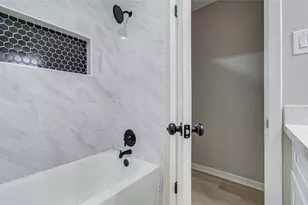 411 Oaklawn St, League City, TX 77573 - Photo 23