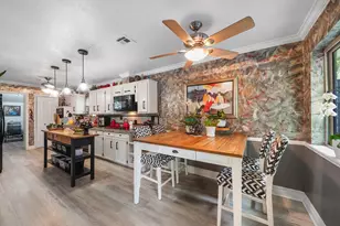 14014 Locke Ln, Houston, TX 77077 - Photo 13