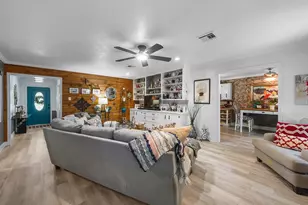 14014 Locke Ln, Houston, TX 77077 - Photo 17