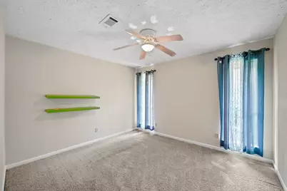 7802 Santa Elena Street, Houston, TX 77061 - Photo 27