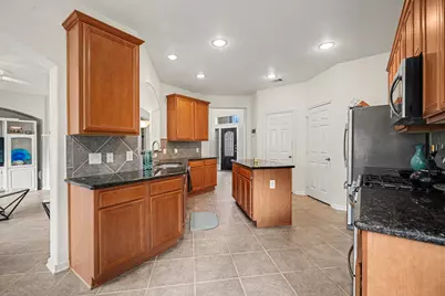 806 Dawn Ridge Way, Seabrook, TX 77586 - Photo 11