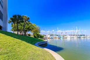 1302 Marina Bay Dr, League City, TX 77573 - Photo 45