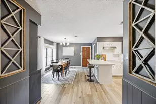 503 West St, Sealy, TX 77474 - Photo 7