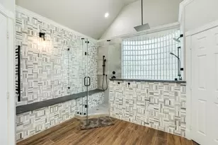 692 County Rd 605, Angleton, TX 77515 - Photo 19