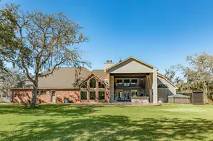 692 County Rd 605, Angleton, TX 77515 - Photo 33