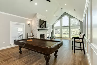 692 County Road 605, Angleton, TX 77515 - Photo 11