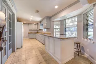 12803 Louisville St, Houston, TX 77015 - Photo 13