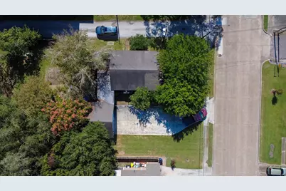 312 N Logan Street, Texas City, TX 77590 - Photo 13