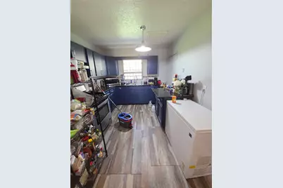 7314 Forrestal Street, Houston, TX 77033 - Photo 7