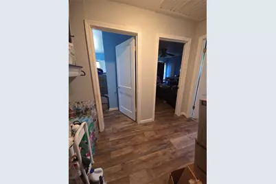 7314 Forrestal Street, Houston, TX 77033 - Photo 9