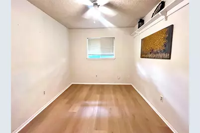 612 Earls Court, Angleton, TX 77515 - Photo 5