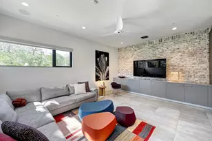 11105 S Country Squire St, Piney Point Village, TX 77024 - Photo 17