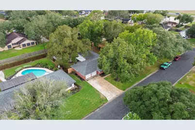 1317 Wallace Street, El Campo, TX 77437 - Photo 23