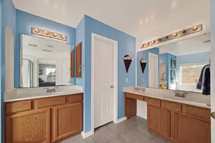 2605 Easton Springs Ct, Pearland, TX 77584 - Photo 37