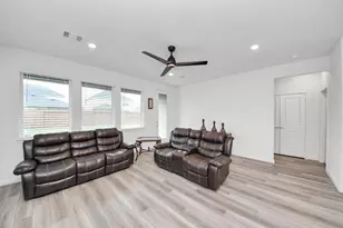 21719 Flannel Bush Ln, Cypress, TX 77433 - Photo 7