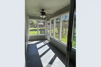 105 Harbor Court Drive, Conroe, TX 77356 - Photo 5
