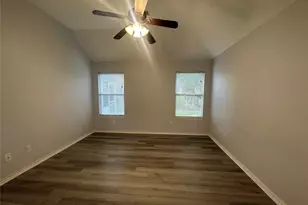 105 Harbor Ct Dr, Conroe, TX 77356 - Photo 19