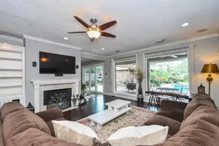 7103 Adobe Meadows Ct, Sugar Land, TX 77479 - Photo 3