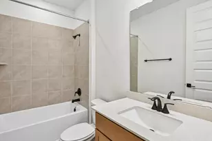 2823 Clapbread Ln, Rosenberg, TX 77471 - Photo 5