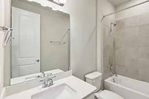 2823 Clapbread Ln, Rosenberg, TX 77471 - Photo 11