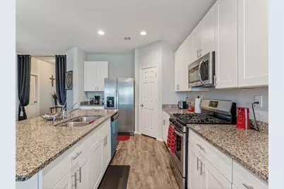 3502 Conquest Circle, Texas City, TX 77591 - Photo 9