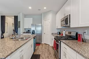 3502 Conquest Cir, Texas City, TX 77591 - Photo 9