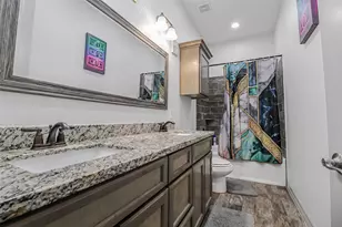 126 Comal Dr, Baytown, TX 77523 - Photo 35