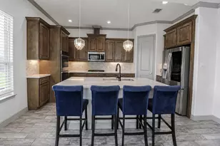 126 Comal Dr, Baytown, TX 77523 - Photo 19