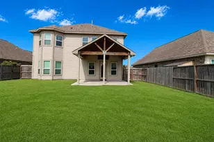 126 Comal Dr, Baytown, TX 77523 - Photo 41