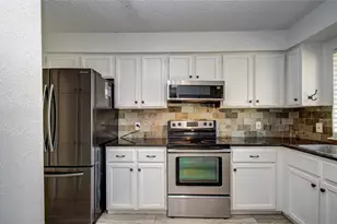 5311 Sweetwind Ln, Spring, TX 77373 - Photo 5