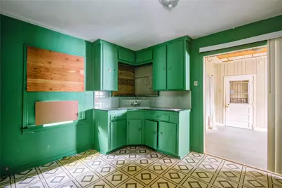 5306 Kenilwood Drive, Houston, TX 77033 - Photo 7