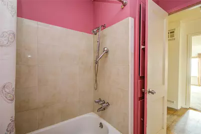 5306 Kenilwood Drive, Houston, TX 77033 - Photo 13