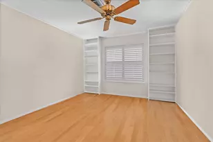 717 Mark St, Deer Park, TX 77536 - Photo 9