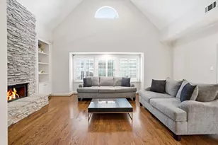 2409 Ralph St, Houston, TX 77006 - Photo 11