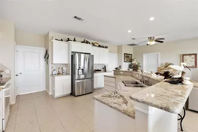 128 Cardinal Loop, Smith Point, TX 77514 - Photo 13