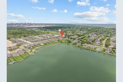 1302 Lake Mija Court, Seabrook, TX 77586 - Photo 3