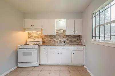 9302 Fairland Drive, Houston, TX 77051 - Photo 7