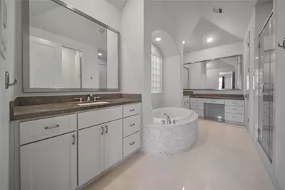 42 Wooded Park Place, The Woodlands, TX 77380 - Photo 19