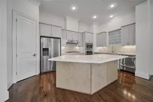 42 Wooded Park Pl, The Woodlands, TX 77380 - Photo 9
