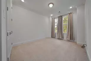42 Wooded Park Pl, The Woodlands, TX 77380 - Photo 13